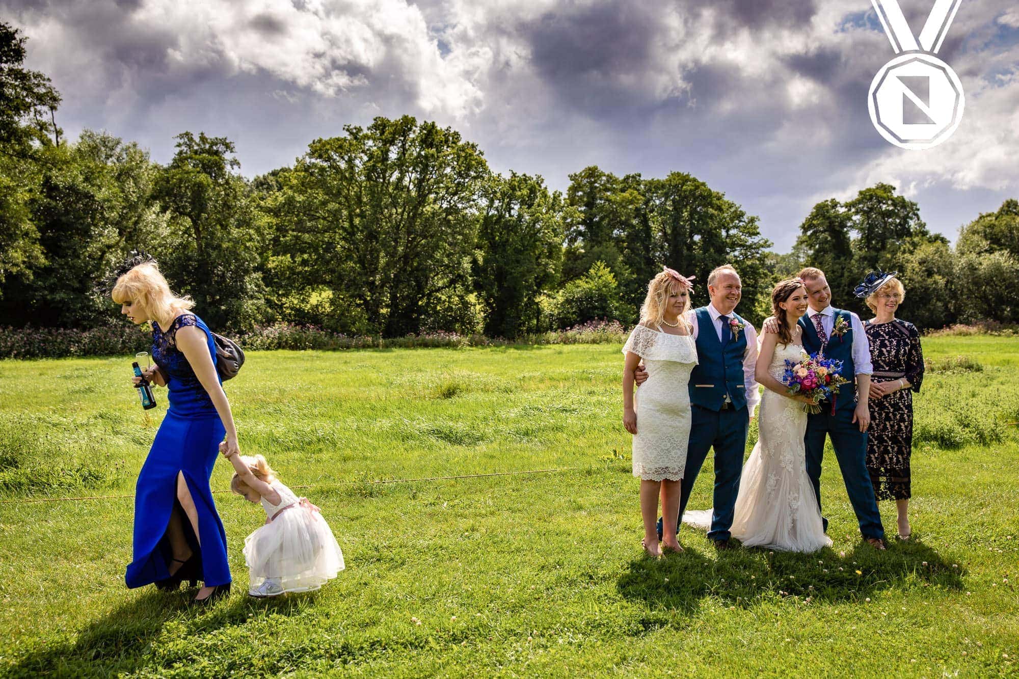 Reportage Wedding Photographer - Carol Tansley - 9Dots Award